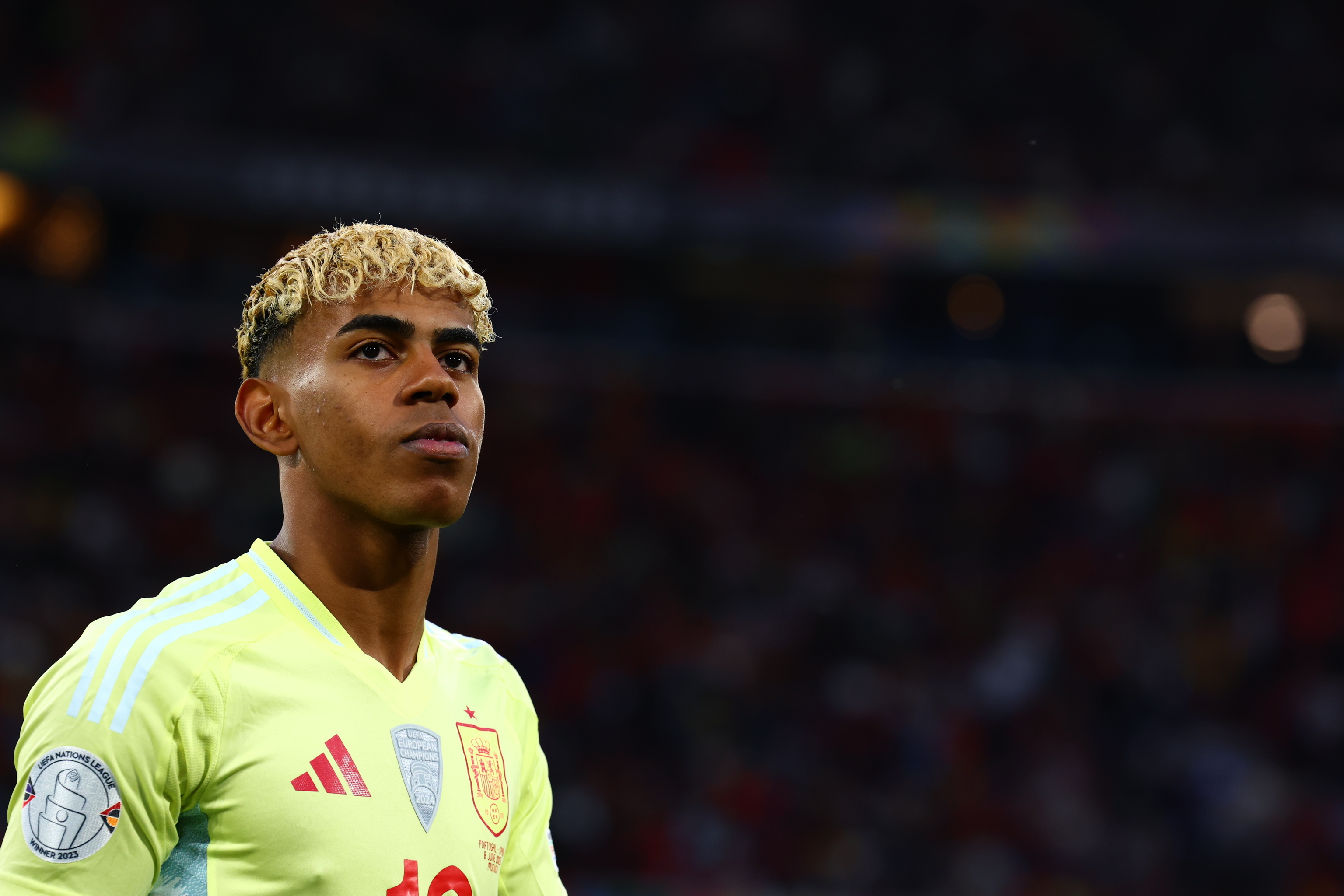 200 مليون يورو تجعل يامال أغلى لاعب في العالم