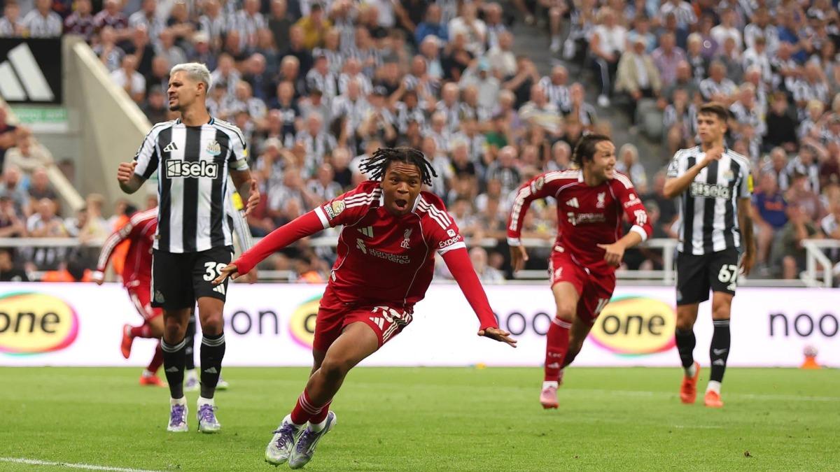 52 ألف جنيه إسترليني راتب نغوموها السنوي.. 