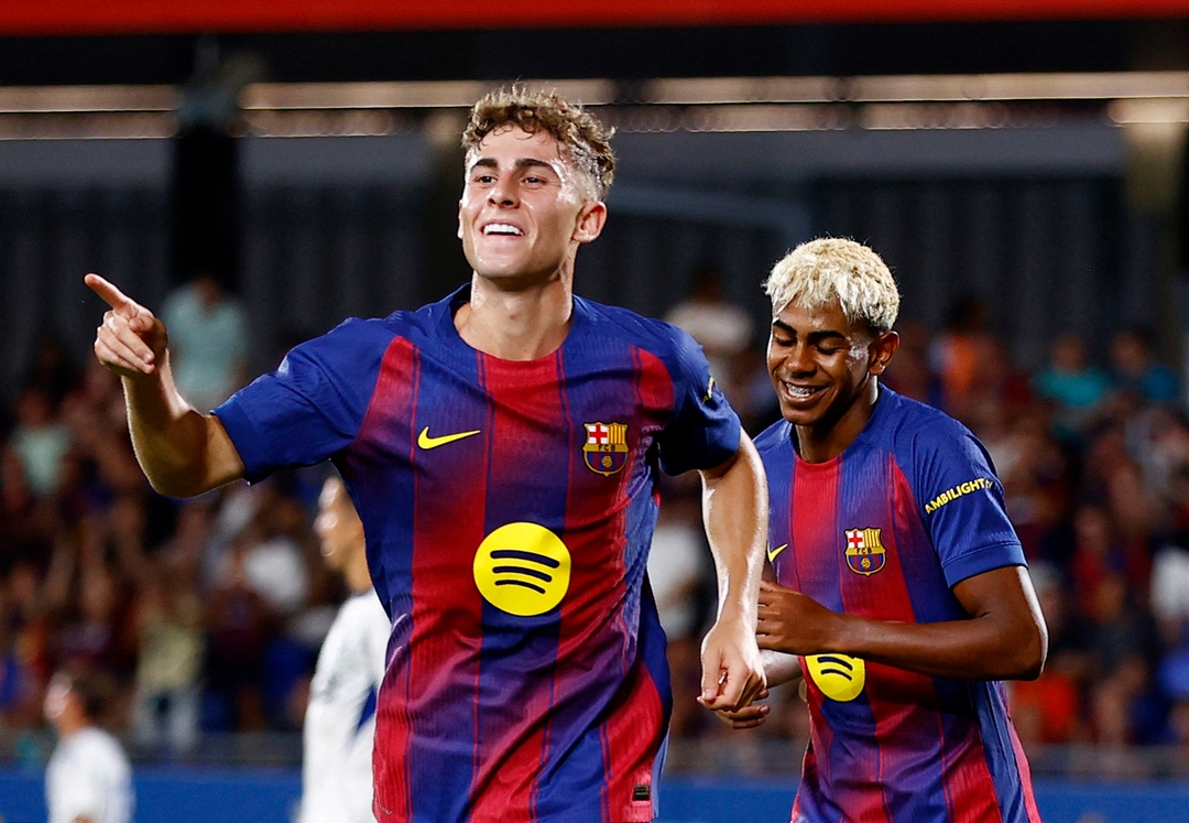 50 مليون يورو من تشيلسي تنقذ برشلونة 