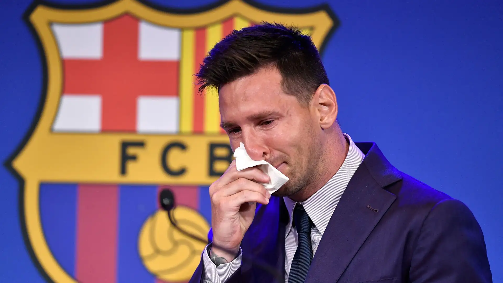 يوم رفض ميسي مليار يورو راتبا سنويا من الهلال