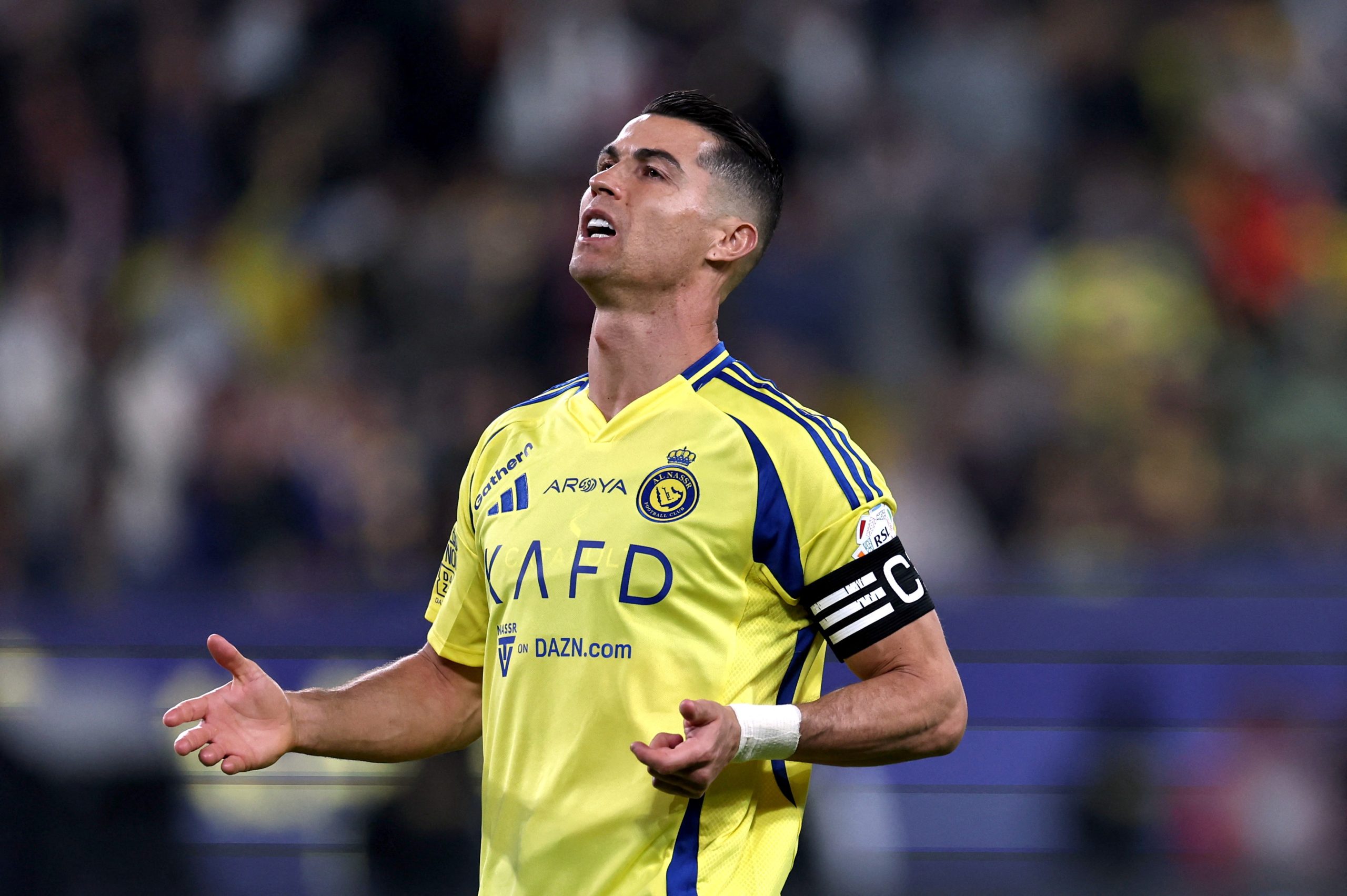النصر يخفض راتب رونالدو بـ 10 ملايين استرليني 