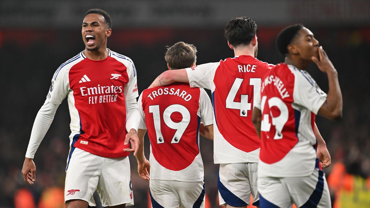  لماذا يفشل آرسنال في بيع اللاعبين؟