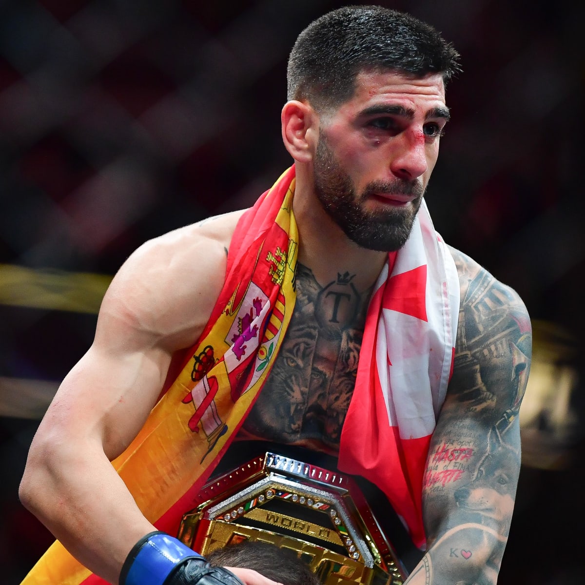 توبوريا يجني الملايين مقابل فوزه بالضربة القاضية 