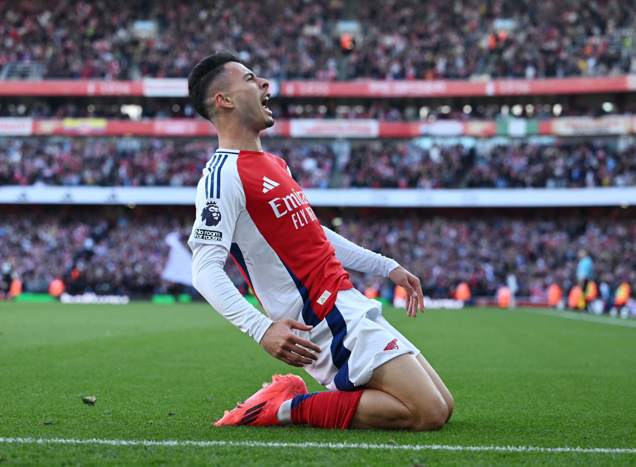  النصر يدرس التعاقد مع مارتينيلي بـ 20 مليون يورو