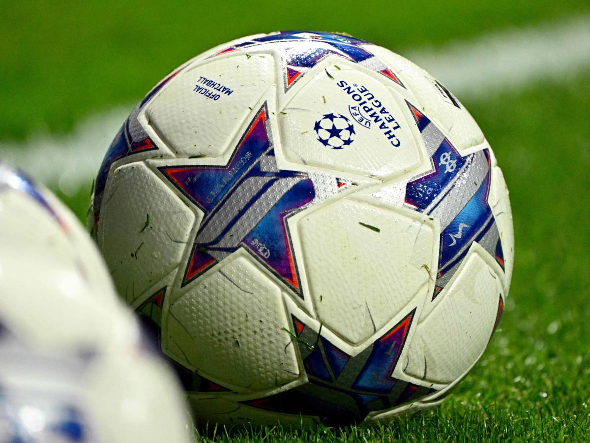 أديداس تزود كرات دوري الأبطال بقيمة 220 مليون دولار