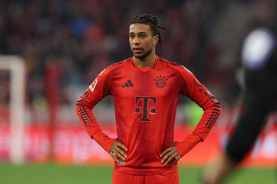 "عقد الموهبة أوليس لا يتضمن شرطا جزائيا"