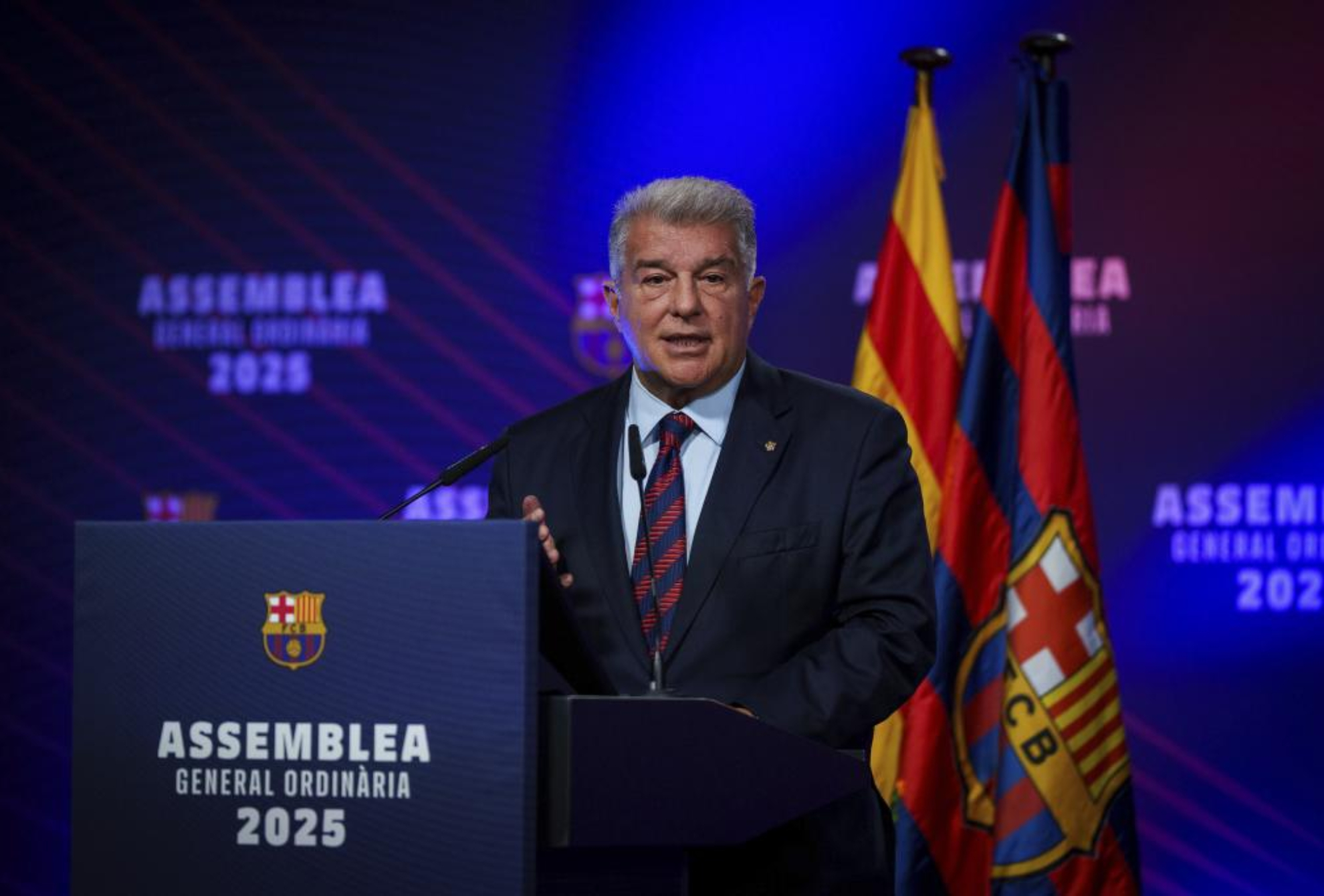 برشلونة يُجبر على تسليم عقد نيجريرا