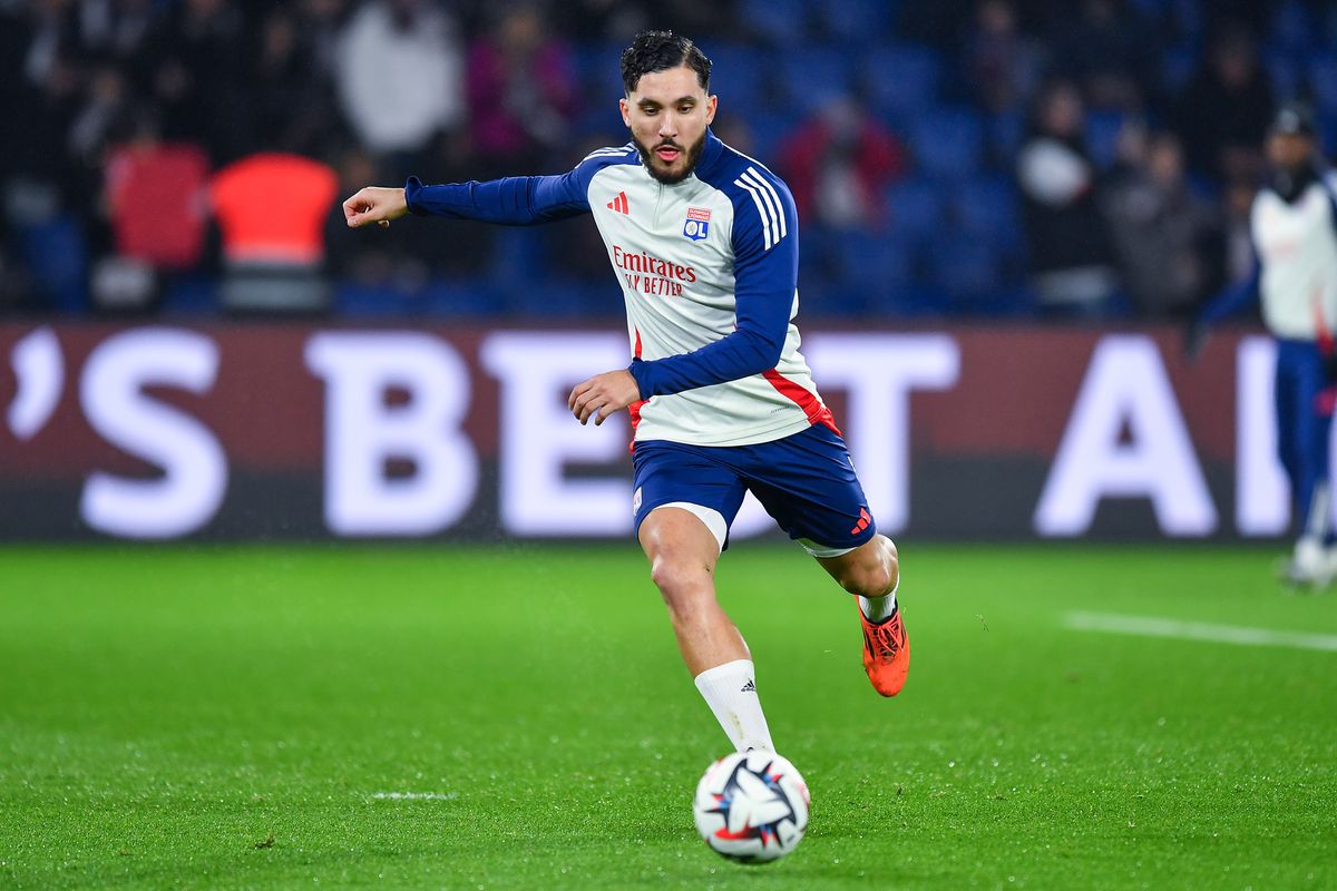 ليفربول يصر على ضم شرقي بـ 30 مليون يورو