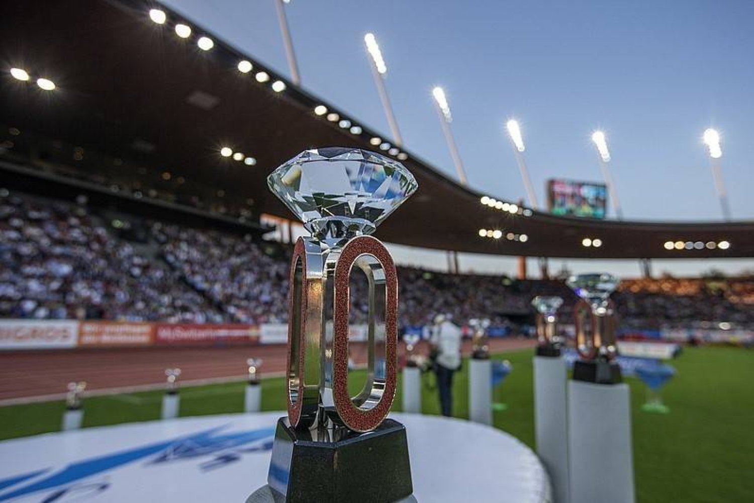 الدوري الماسي يرفع جوائزه المالية إلى 9 ملايين دولار