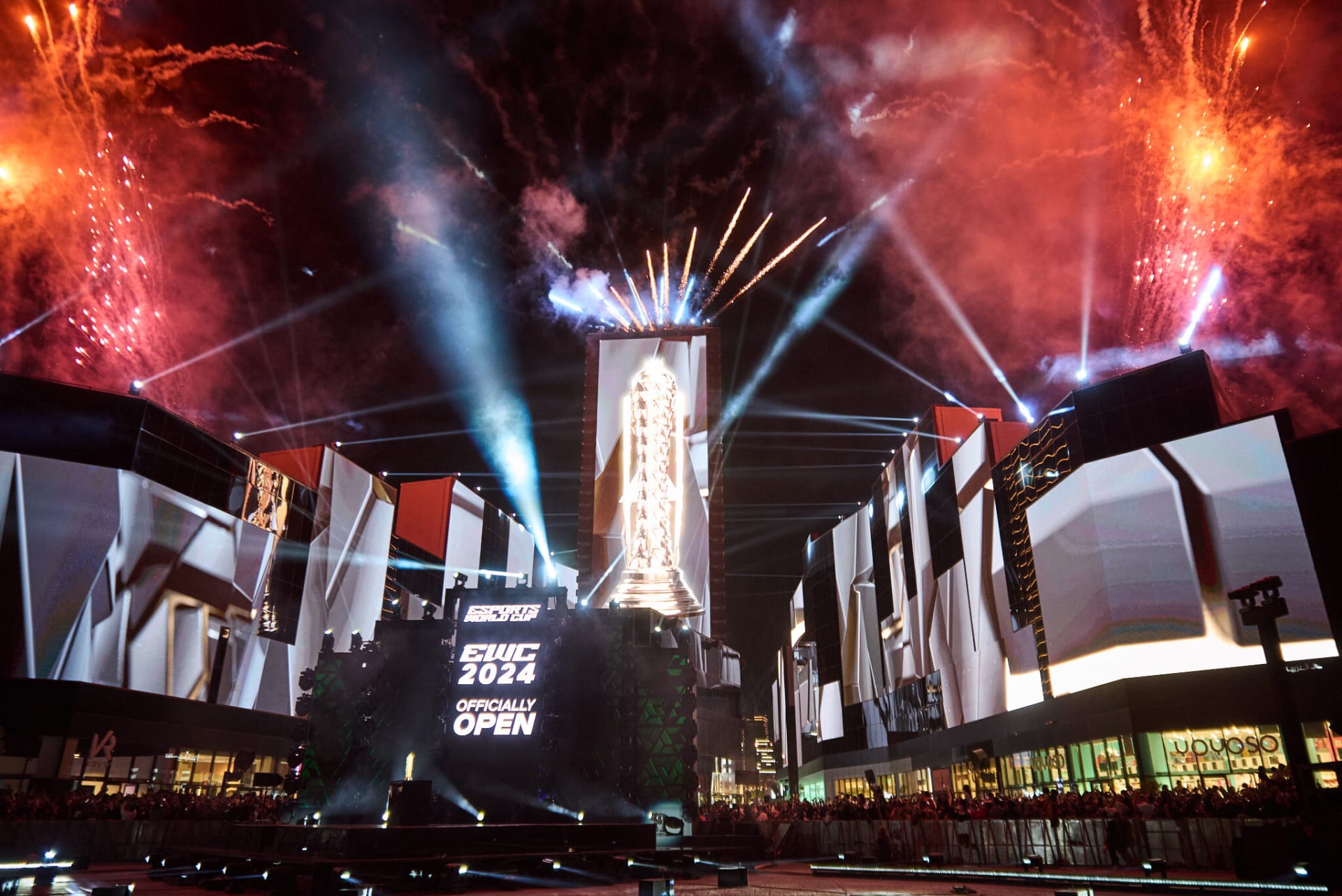 4 بطولات تتصدر جوائز المالية بـ 12 مليون دولار