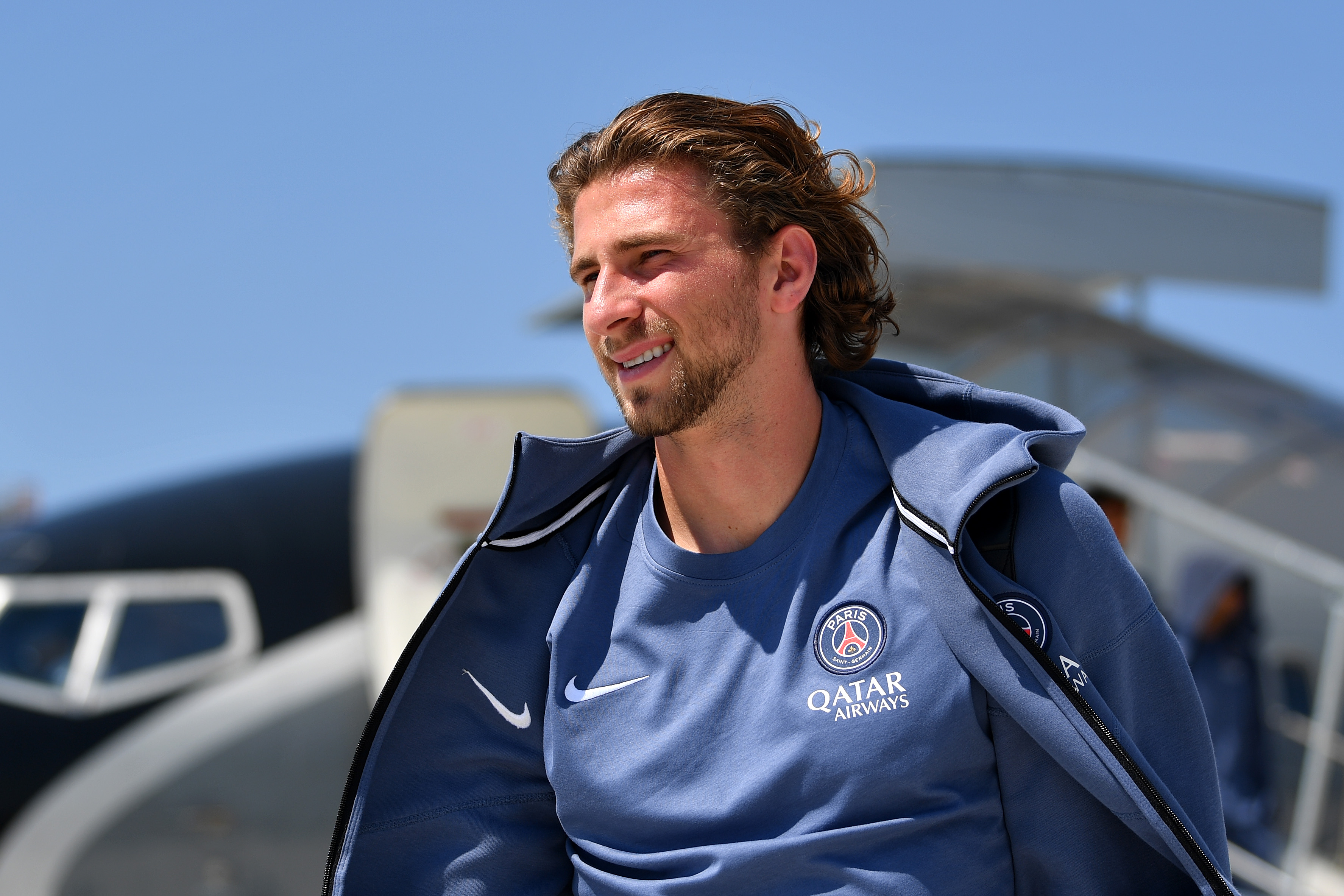 سان جيرمان يتعاقد مع زابارني بـ 63 مليون يورو 