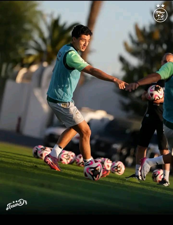 غورديولا يشيد بمازا 