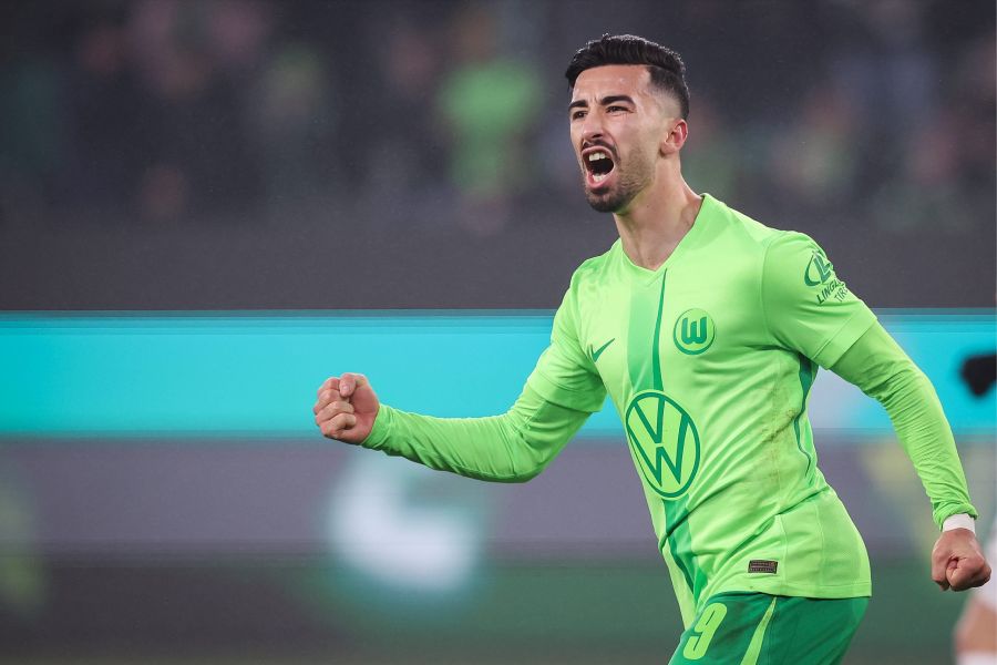 40 مليون يورو تشعل الصراع على عمورة 