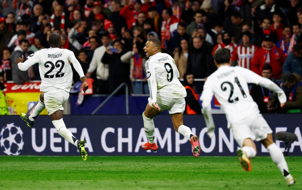 تغريم 3 لاعبين من ريال مدريد 90 ألف يورو وإيقاف 2