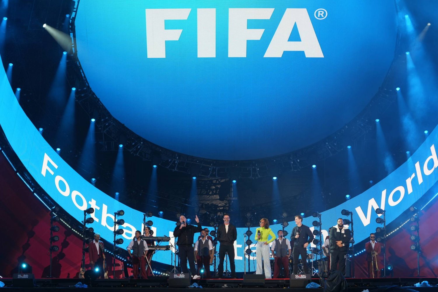 «فيفا» محذراً: لا تشتروا تذاكر مونديال 2026 من مواقع إعادة البيع